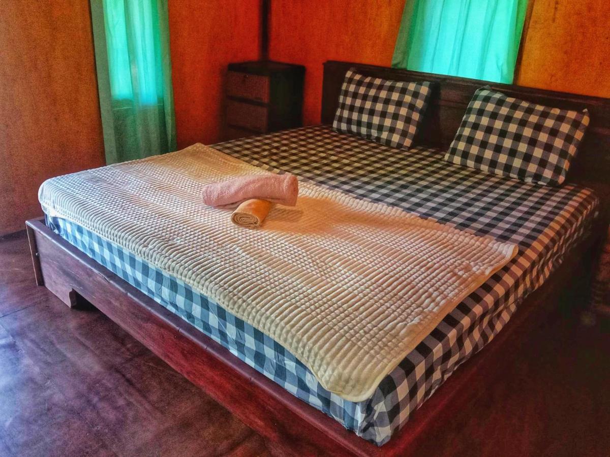 Pondok Rinjani Bungalow Тетебату Екстериор снимка